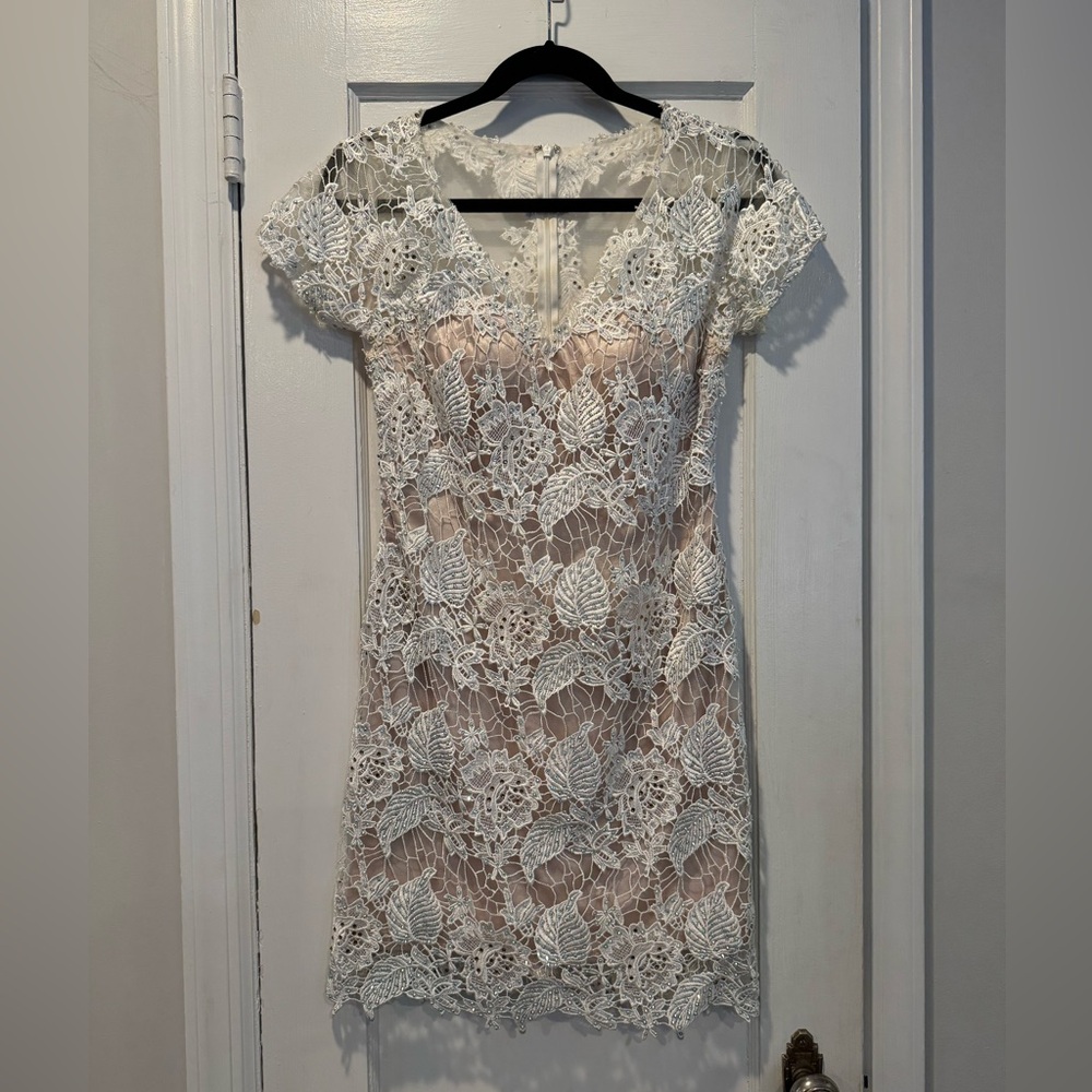 Size 3/4 Dave and Johnny white short prom/homecoming dress.